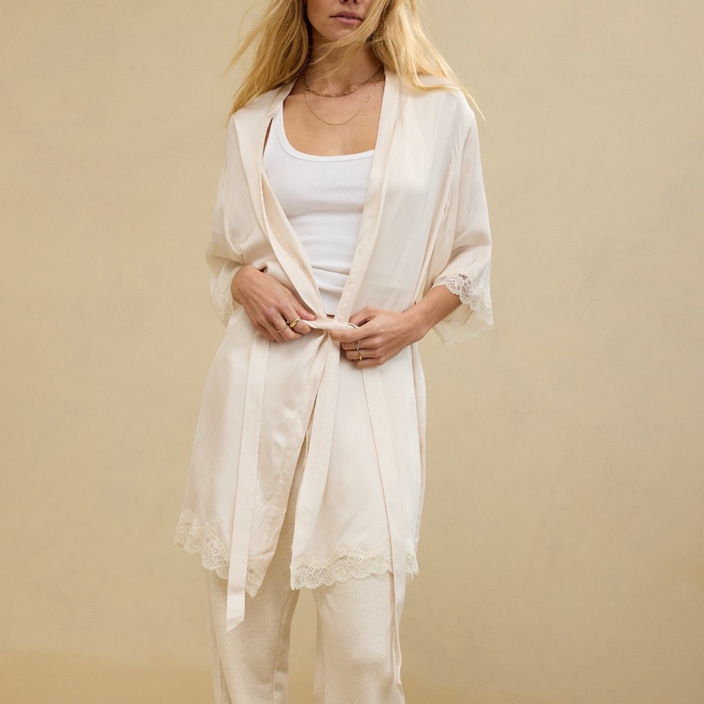 Aerie Satin Robe